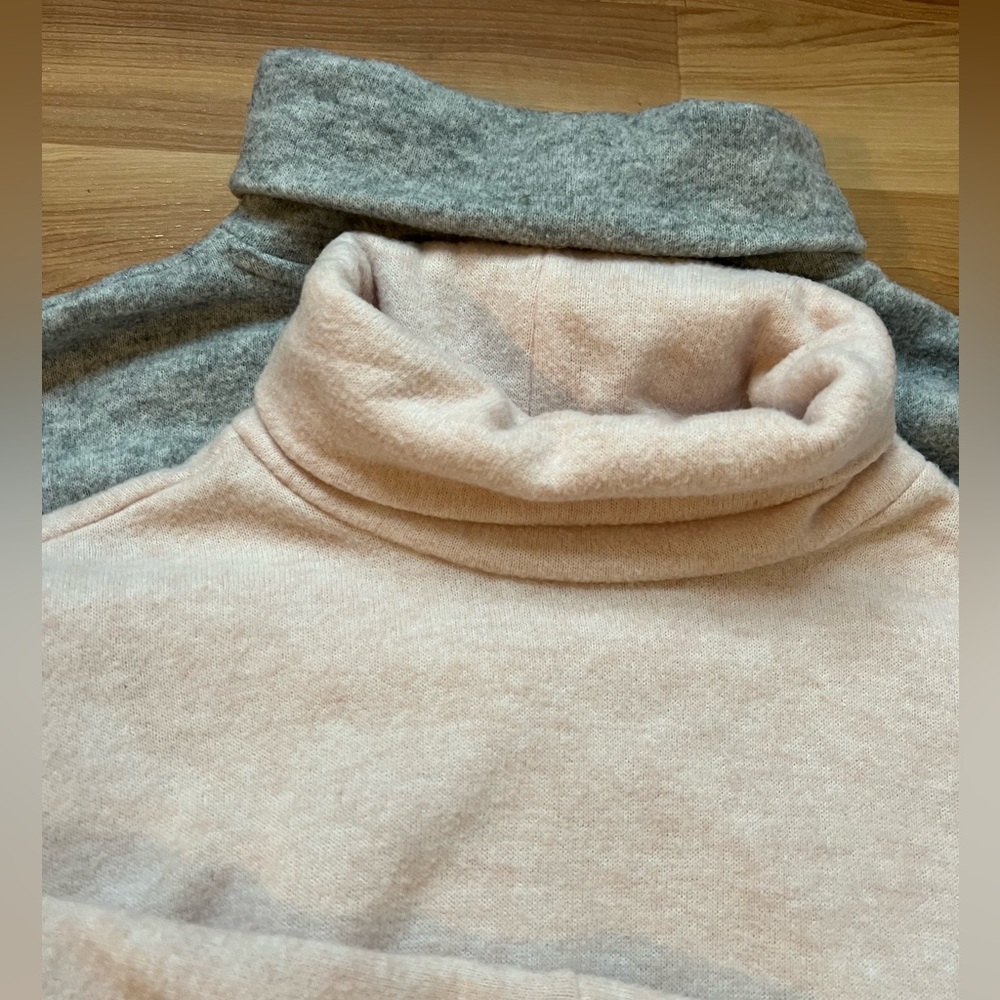 BUNDLE OF 2 A New Day Turtleneck sweaters